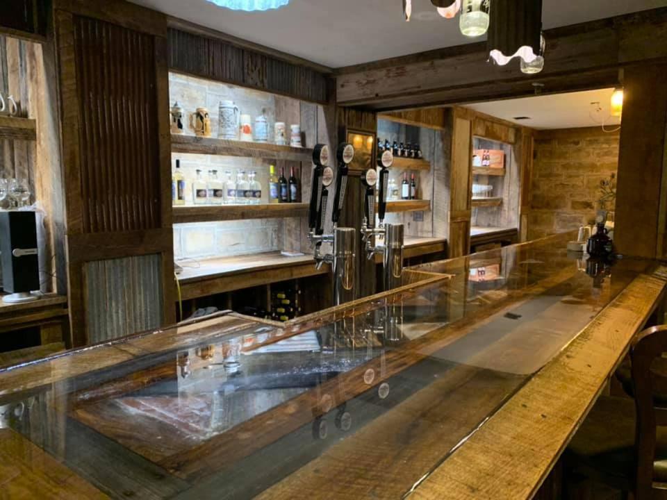 Hotel Gunter Frostburg Экстерьер фото
